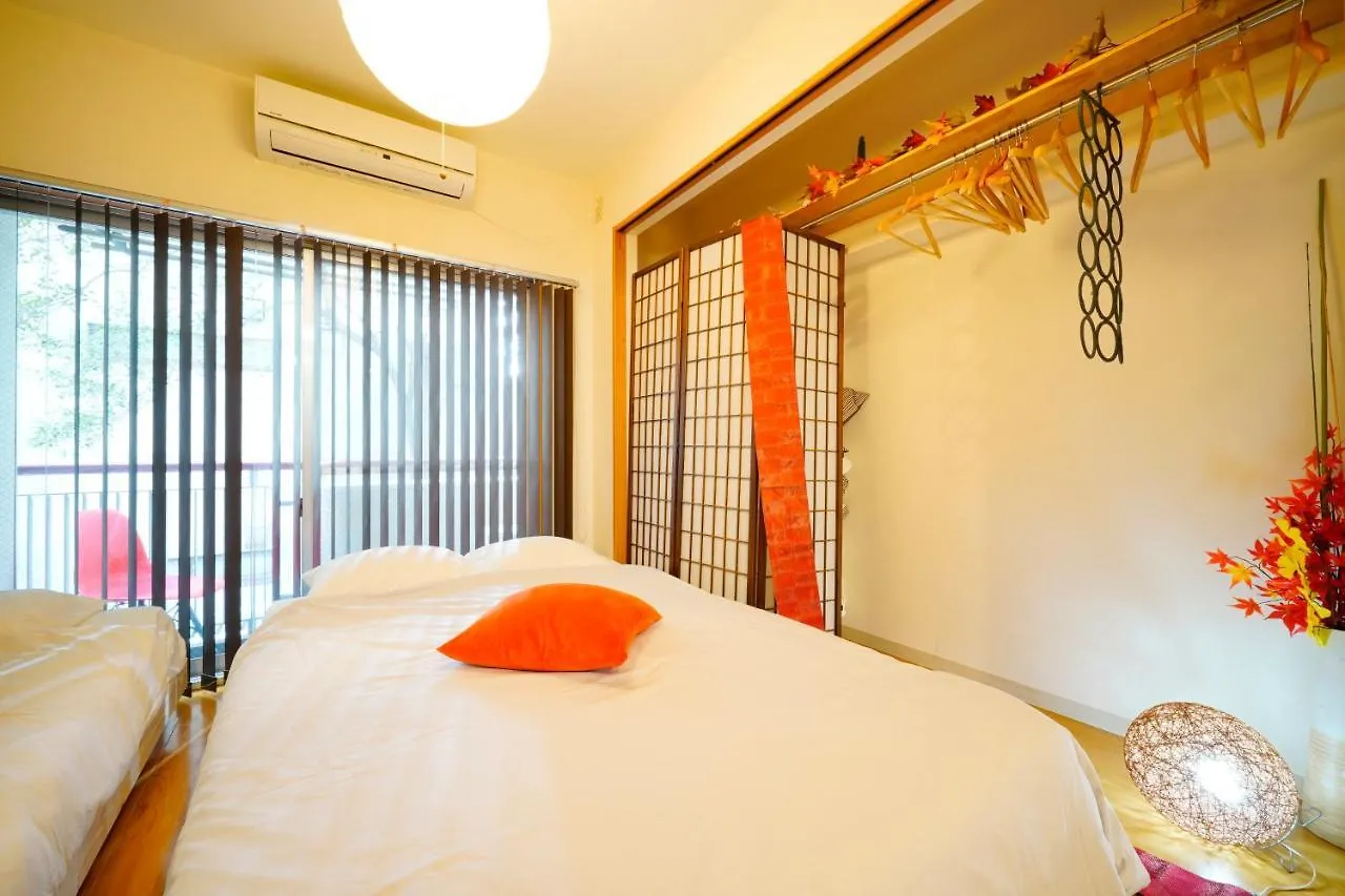 Sakura And Autumn Leaves Apartment Tokyo